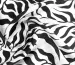 Вискоза шелк Бохо зебра, молочный на черном - фото 2 - интернет-магазин tkani-atlas.com.ua