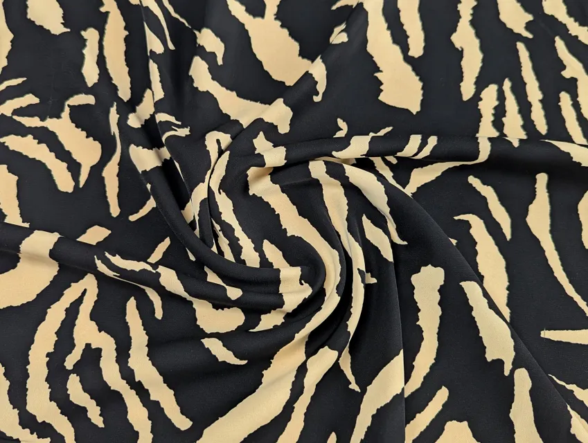 Костюмка шовковиста зебра, чорний з бежевим - фото 1 - інтернет-магазин tkani-atlas.com.ua