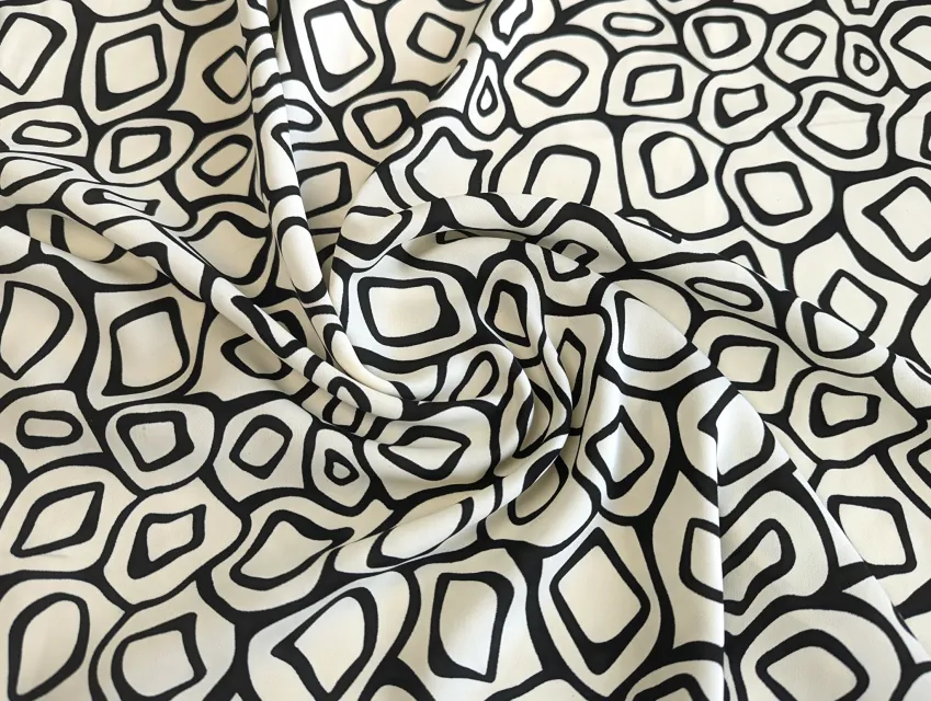 Костюмка шовковиста геометрична сітка, кремовий з чорним - фото 1 - інтернет-магазин tkani-atlas.com.ua