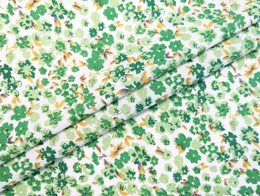 Коттон мелкие цветочки, зеленая трава - фото 1 - интернет-магазин tkani-atlas.com.ua