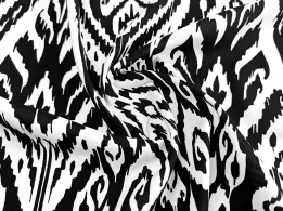 Штапель шовковистий орнамент, молочний з чорним - інтернет-магазин tkani-atlas.com.ua