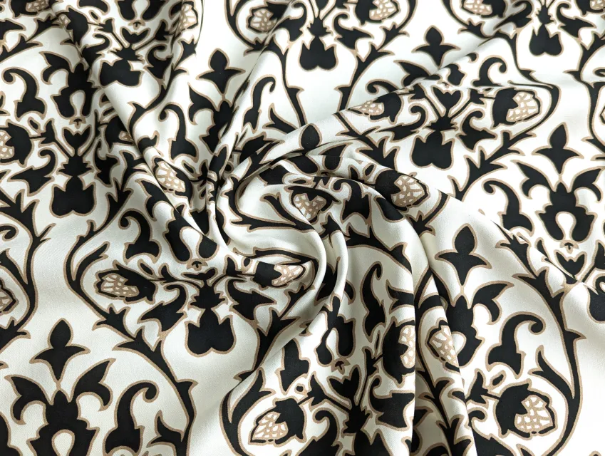 Штапель шелковистый орнамент, кремовый с черным - фото 1 - интернет-магазин tkani-atlas.com.ua