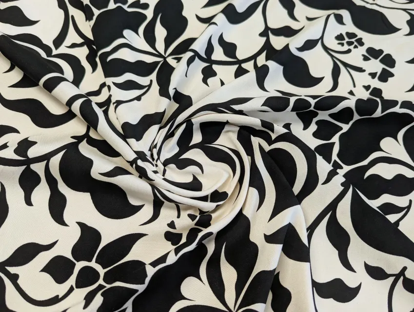 Штапель шовковистий плетіння, молочний на чорному - фото 1 - інтернет-магазин tkani-atlas.com.ua