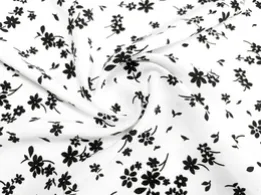 Штапель шовковистий квітковий розсип, молочний з чорним (відріз 0,7 м) - інтернет-магазин tkani-atlas.com.ua