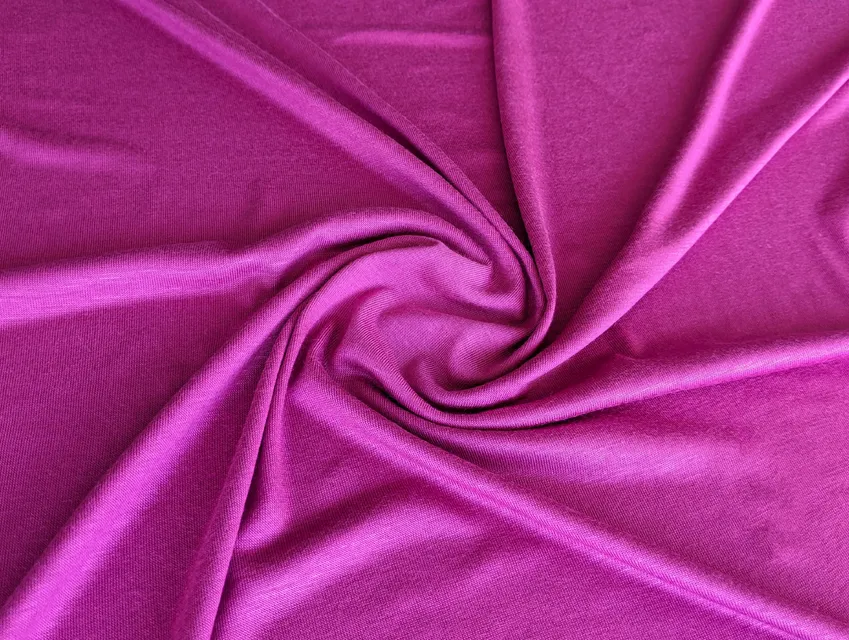 Вискозный трикотаж уценка (текстильный брак), фуксия (отрез 1,6 м) - фото 1 - интернет-магазин tkani-atlas.com.ua