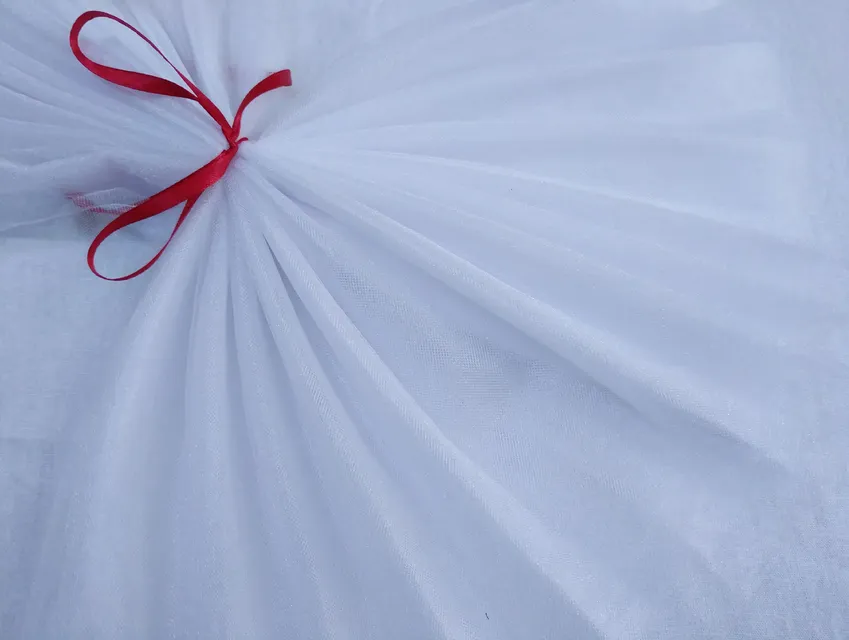 Фатин, белый (отрез 1,2 м) - фото 1 - интернет-магазин tkani-atlas.com.ua