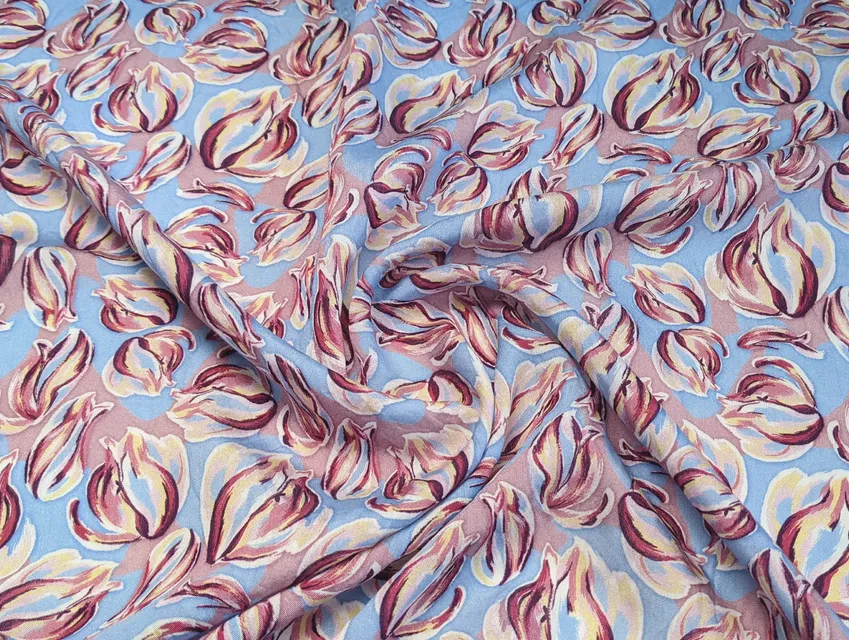 Шовк віскоза казкові тюльпани, блакитний димчастий (відріз 2 м) - фото 1 - інтернет-магазин tkani-atlas.com.ua