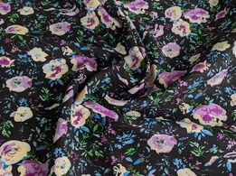 Штапель Бельмондо квіткова акварель, чорний (відріз 0,4 м) - інтернет-магазин tkani-atlas.com.ua