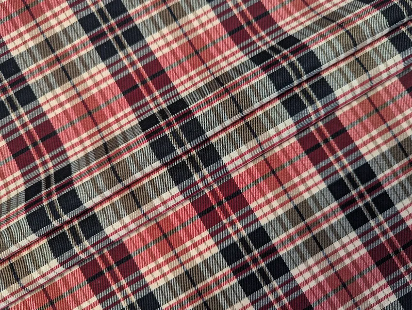 Костюмный тиар клетка 90 мм, бордовый с черным (отрез 1,3 м) - фото 1 - интернет-магазин tkani-atlas.com.ua