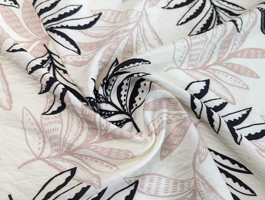 Віскоза шовк Бохо листяна казка, кремовий з чорним - фото 1 - інтернет-магазин tkani-atlas.com.ua