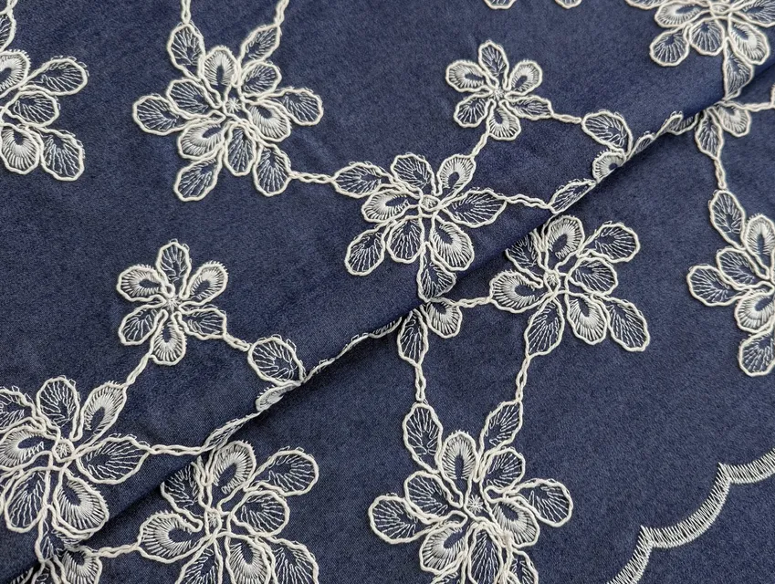 Джинс вишивка квіткове плетіння, синій джинсовий - фото 1 - інтернет-магазин tkani-atlas.com.ua