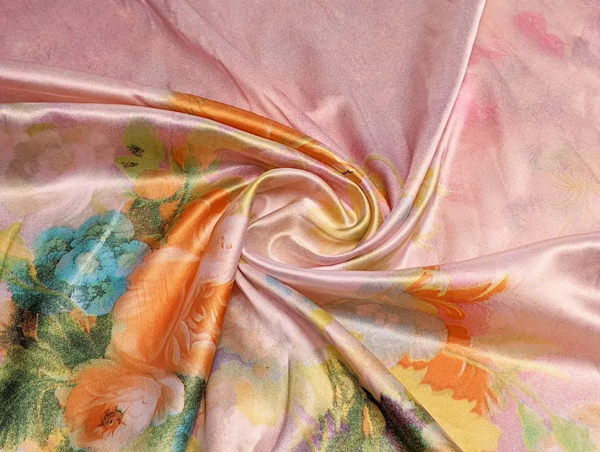 Стрейч атлас односторонний купон 45 см, бледно-розовый (отрез 2,7 м) - фото 1 - интернет-магазин tkani-atlas.com.ua