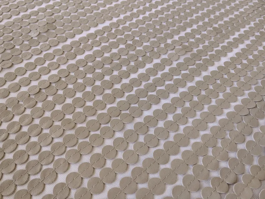 Сетка копейка кожа, бежевый (отрез 2 м) - фото 1 - интернет-магазин tkani-atlas.com.ua