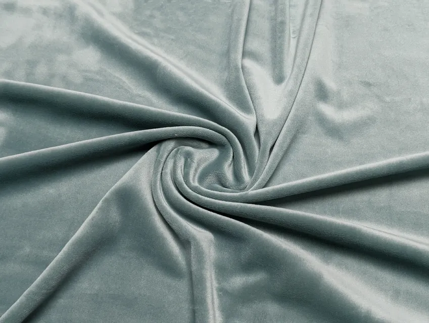 Оксамит на трикотажі плюш, сіро-м'ятний (відріз 1,1 м) - фото 1 - інтернет-магазин tkani-atlas.com.ua