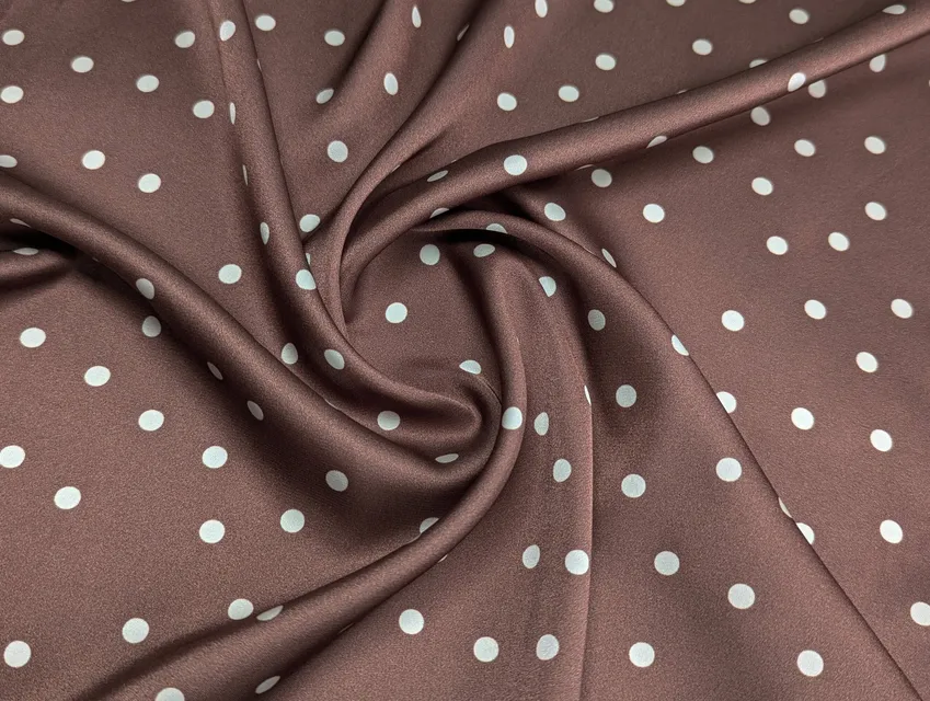 Шовк Армані горошки 4 мм, коричневий з молочним (відріз 1 м) - фото 1 - інтернет-магазин tkani-atlas.com.ua