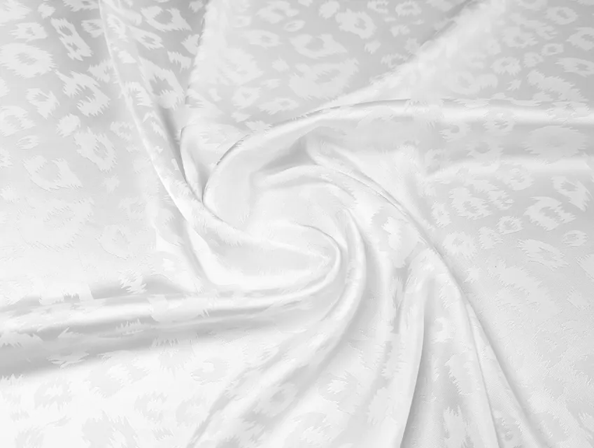 Костюмная Бель жаккард леопард, молочный - фото 1 - интернет-магазин tkani-atlas.com.ua