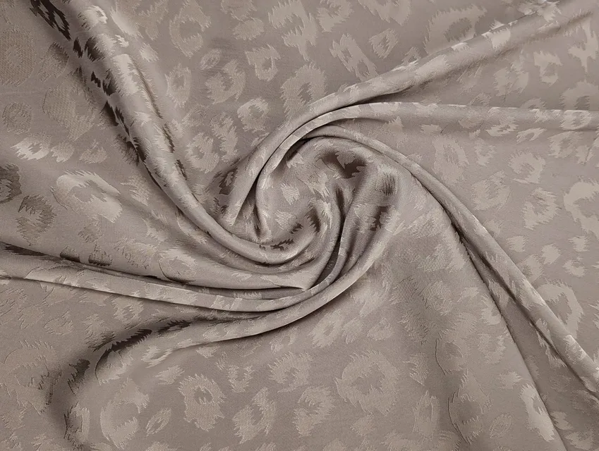 Костюмная Бель жаккард леопард, мокко - фото 1 - интернет-магазин tkani-atlas.com.ua