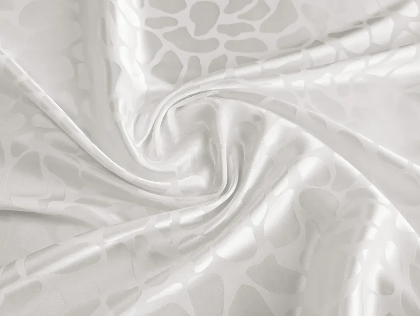 Сатин жакард плями жирафа, молочний - фото 1 - інтернет-магазин tkani-atlas.com.ua